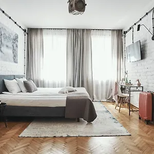 aparthotel-stalowa52.warsawhotelspoland.com/