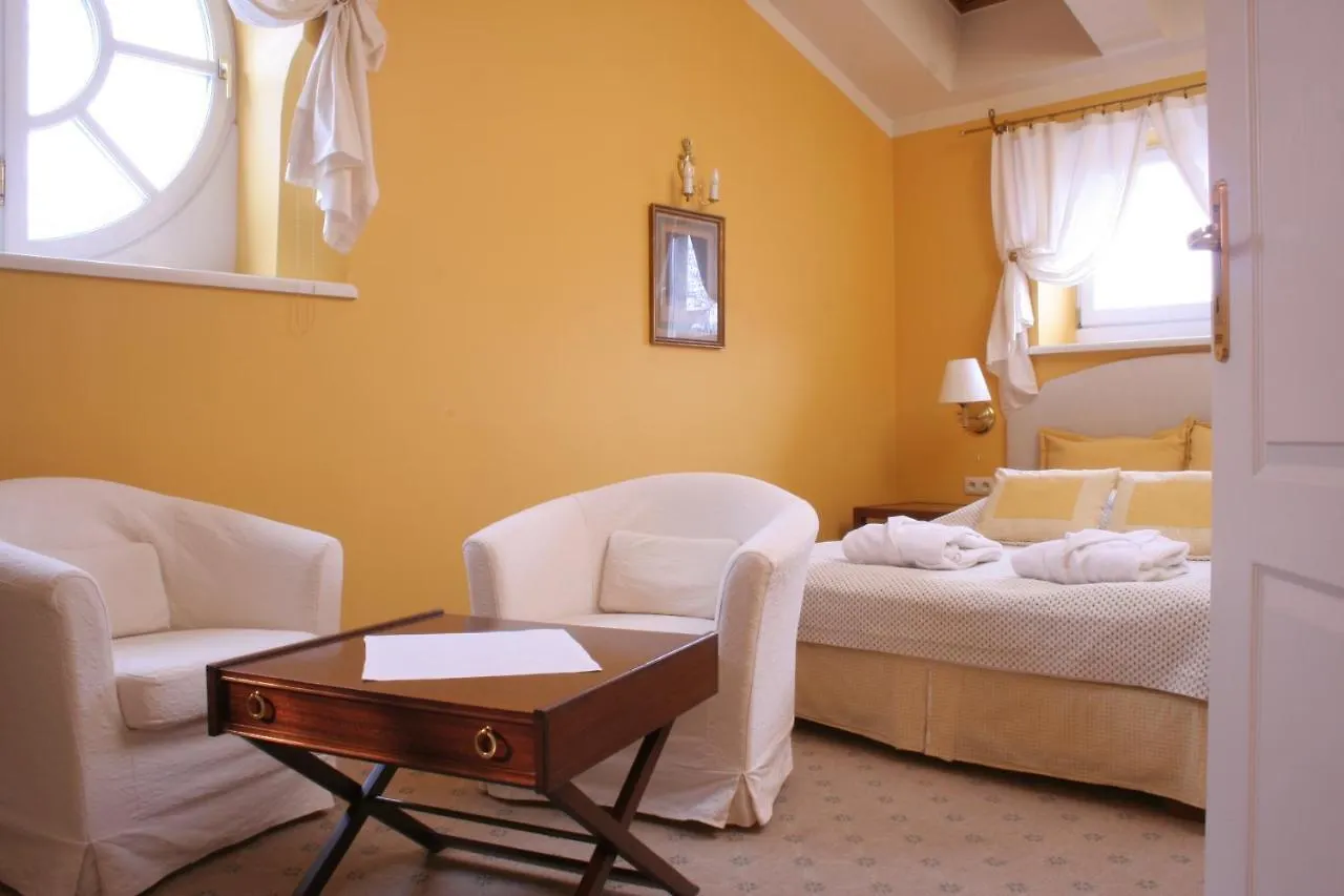 Dom Pugetow Villa Krakow Poland